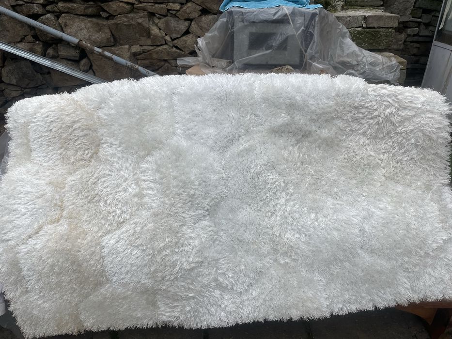 Бял килим Щаги сребърна нишка 3D,фрорален килим и сив