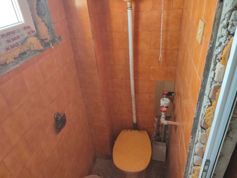 Продава се Четиристаен апартамент в Търговище, Център - 95 кв.м за 966 €/кв.м - Снимка #11