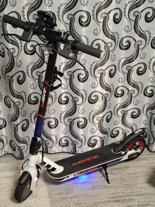 Trotineta electrica aprilia