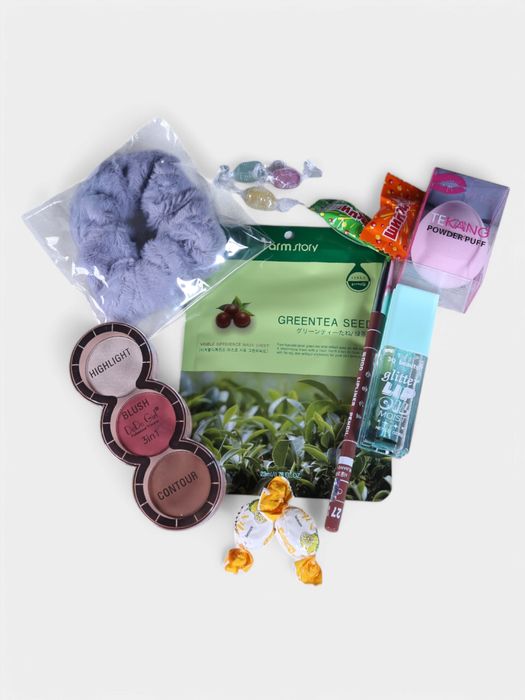 Набор косметики,косметика,  подарок для любой женщины