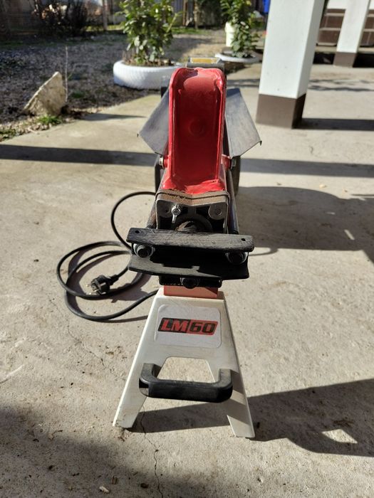 Vand despicator electric de lemne Ruris LM60, 2.2 kW, alimentare 220–2