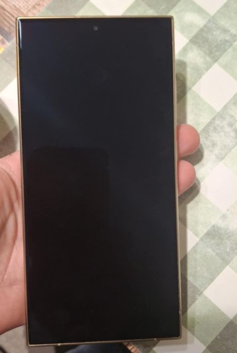 Samsung S24 Ultra 512 Като Нов