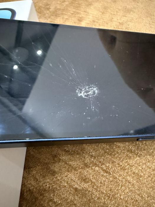 Iphone 12, 64 гигабайт