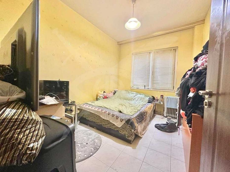 Продава се Тристаен апартамент в Пловдив, Христо Смирненски - 68 кв.м за 1706 €/кв.м - Снимка #1