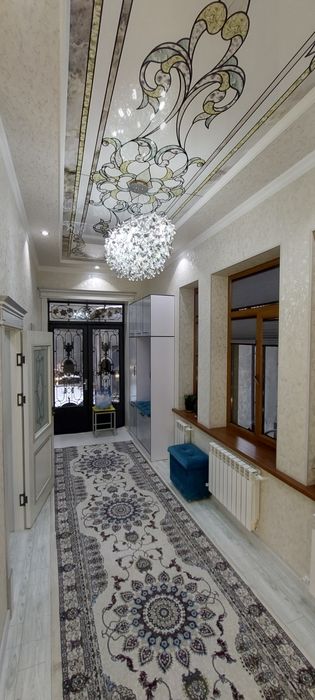 5 ком. 2 этажный ДОМ. Янгихает р-н, ул. Шокирарик. Метро "Sergeli"