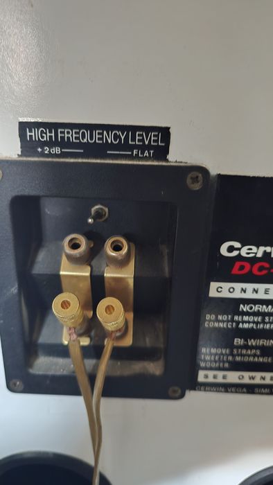 Тонколони Cerwin-vega  DC - SERIES  12 / И 2 бр. BOSE -300 evro