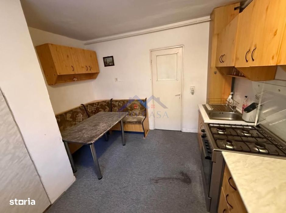 Apartament 3 camere in Cetate, et.3