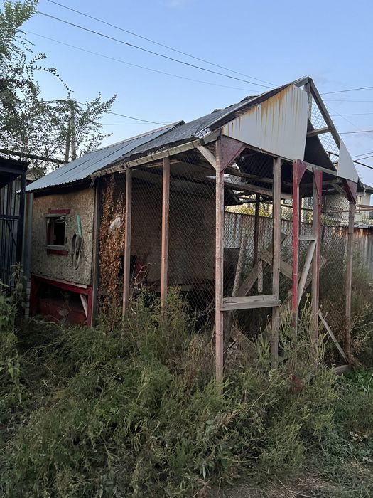 Срочно продам курятник
