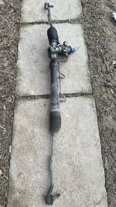 Рулевая рейка на Тойота Ипсум