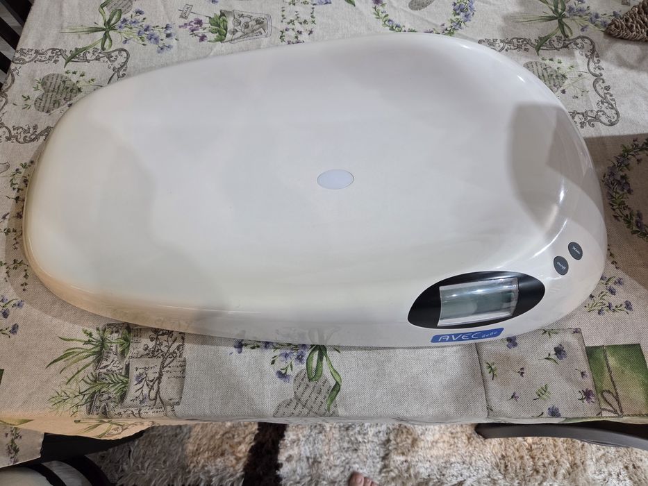 Везна за бебе AVEC