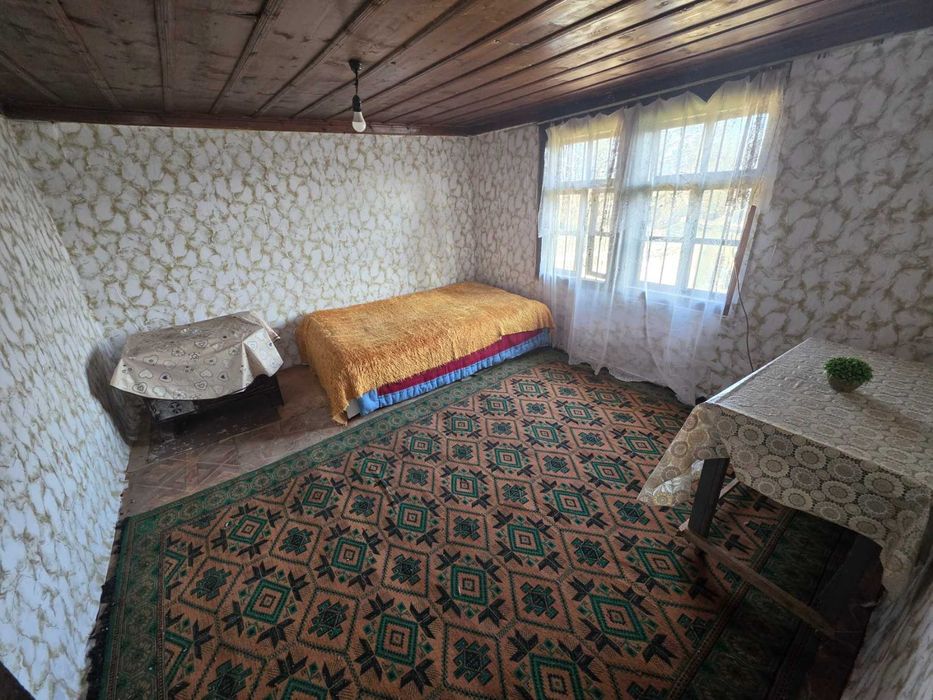 Двуетажна къща, с. Алваново