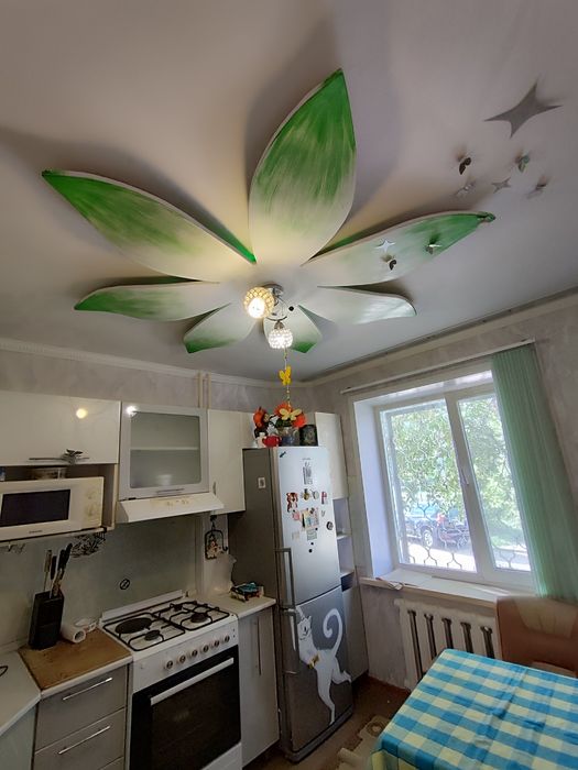 Продается 2-комн (7-43, 1 эт)