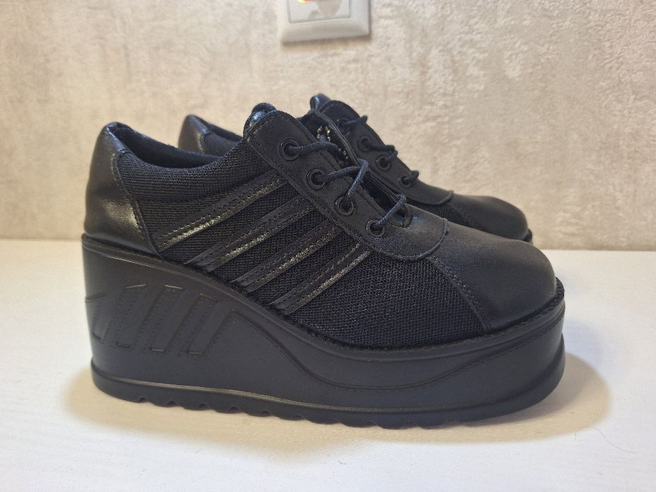 обувь Demonia stomp 08