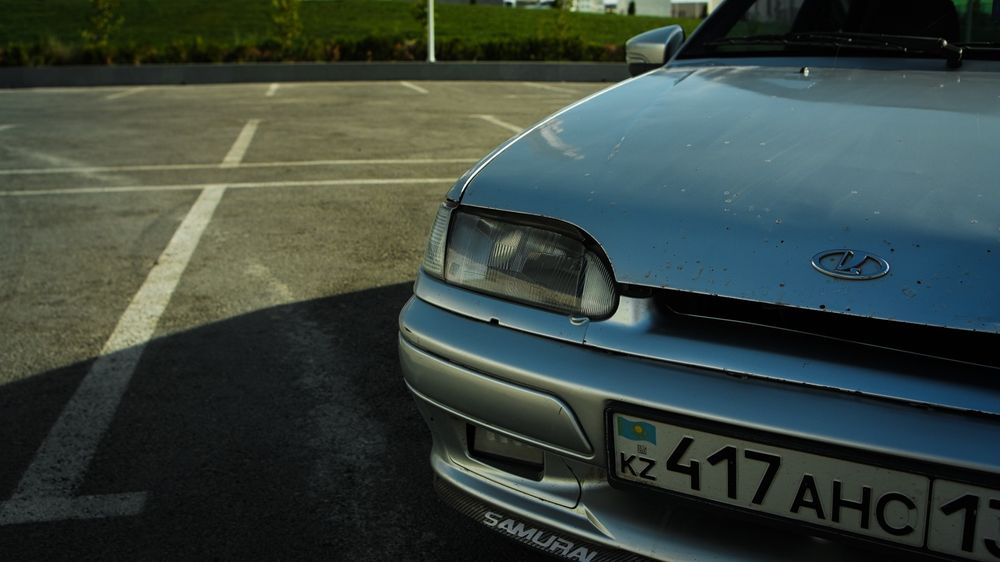 Машина лада ваз 2114