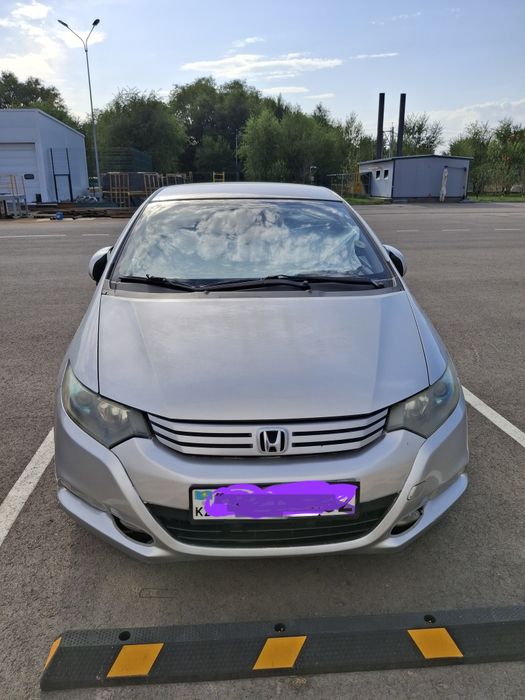 Продам Honda Insight 2009г.