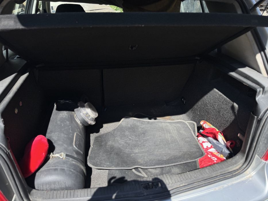 VW GOLF  IV 1.6 газ / бензин