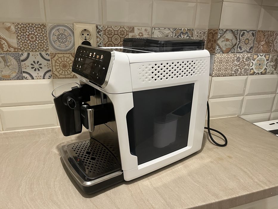 Кафе Автомат Philips Latte Go