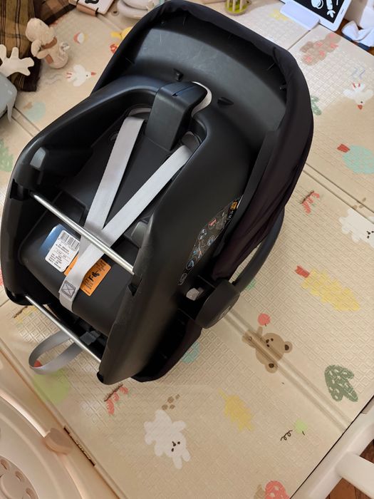 Бебешка кошница за кола или за носене Maxi-Cosi Tinca (0-13кг) Car Seat, Essential Black