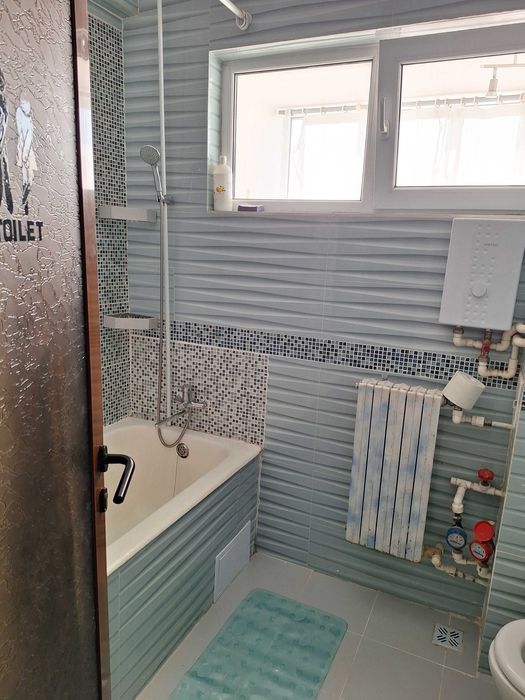 Inchiriez apartament 3 camere in Constanta, contral
