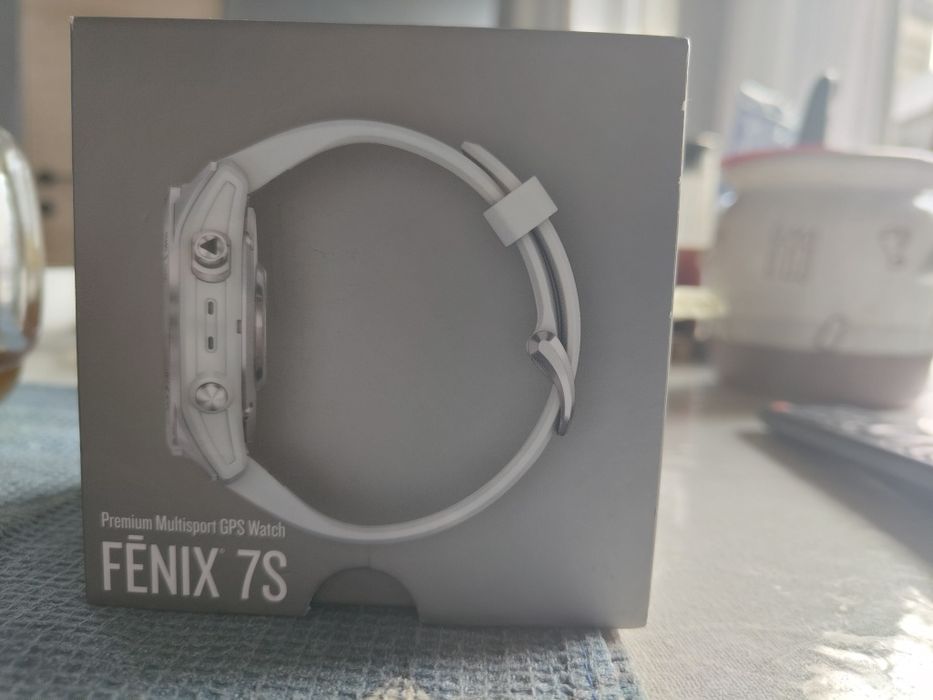 Часы Garmin Fenix 7S