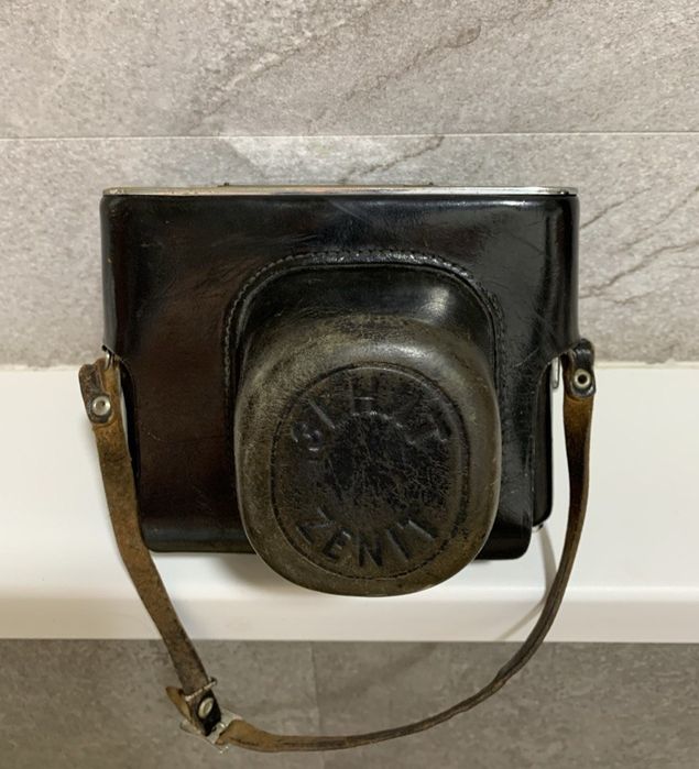 Продам фотоаппарат ZENIT-B