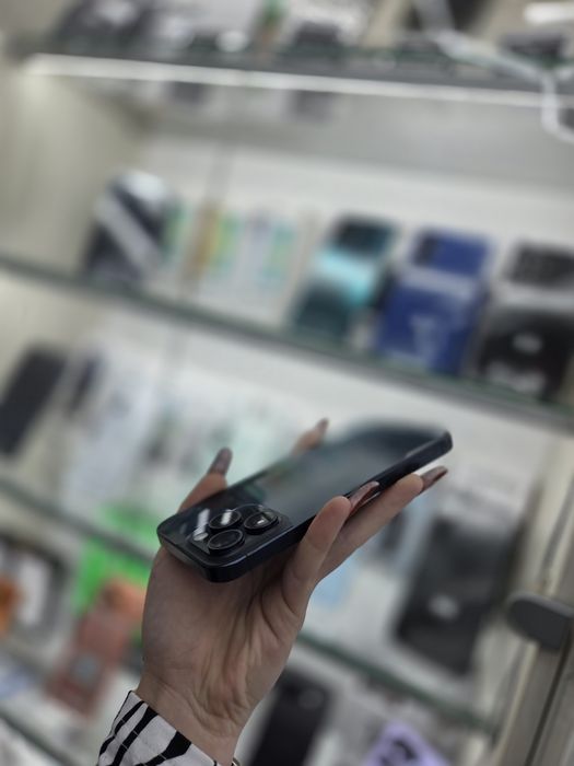 Humor GSM oferă spre vânzare / iPhone 15 Pro Max / 256 GB / Blue / Baterie 86% / Garanție 12 luni / Rate