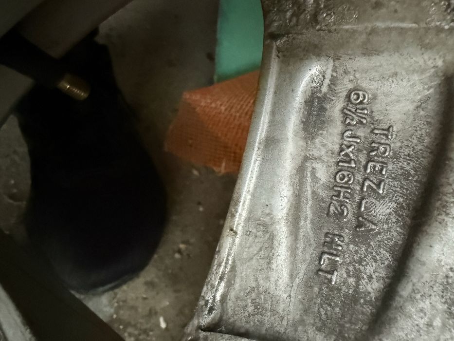 Джанти 16 цола Dezent 5x114.3