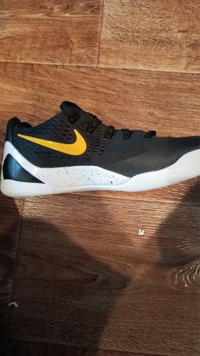 Баскетбольные кроссовки Kobe ix low em