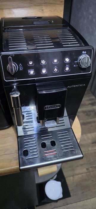 Кофемашина Delonghi Autentica