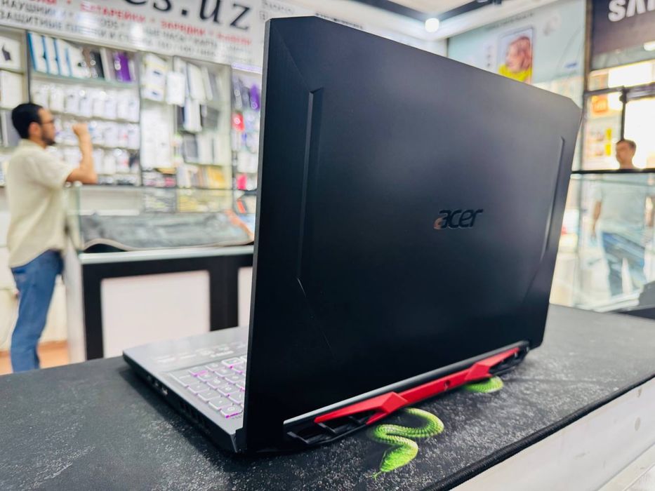 acer NITRO 5 Core i5-10300H 8/512 GTX1650Ti