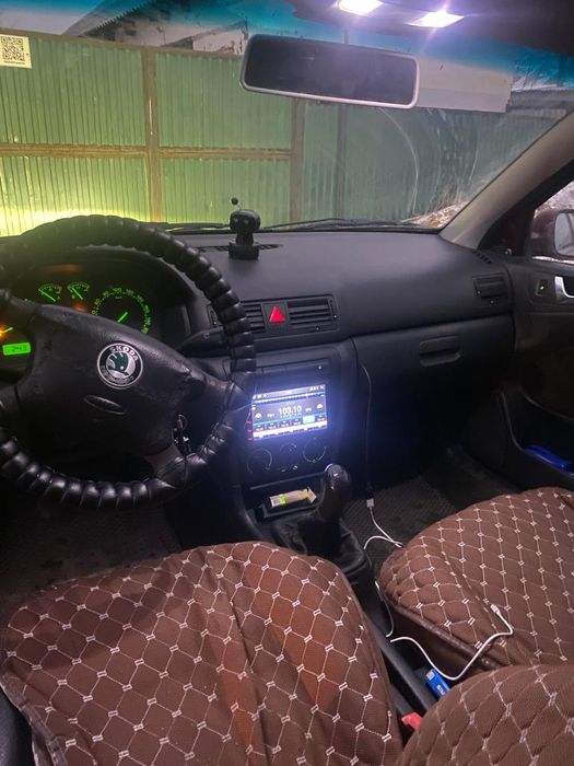 Продам машину Шкода Октавия