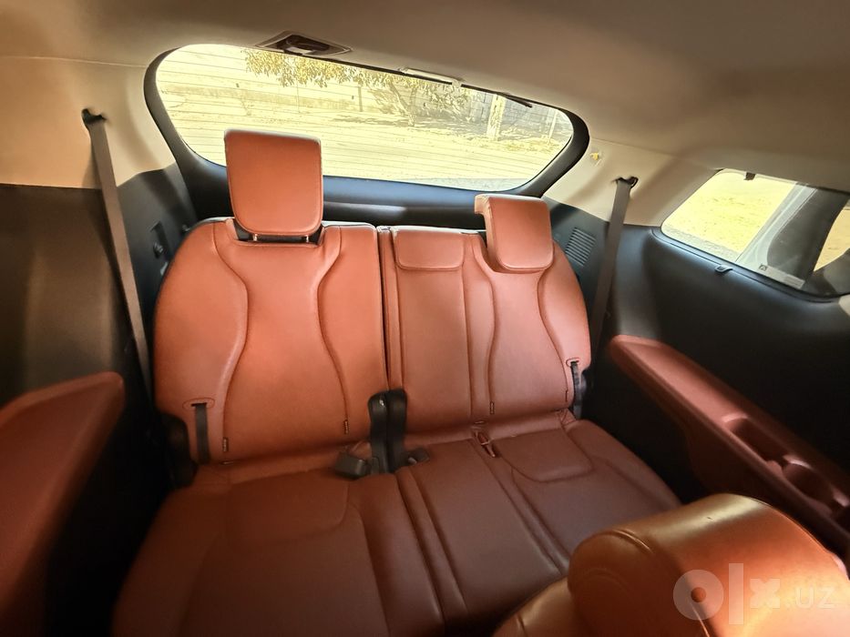 Kia carnival 35000 km 2023.