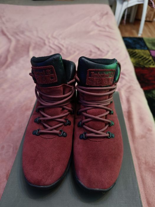 Vând ghete timberland