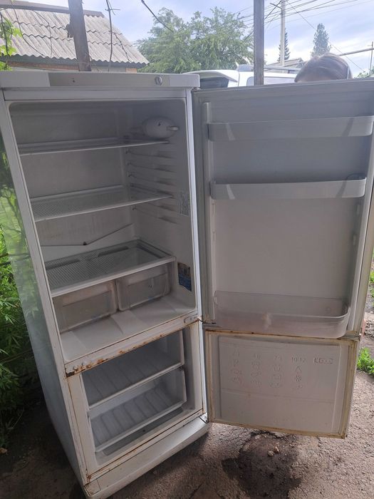 Продам холодильник бу