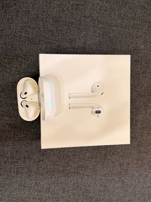 Слушалки AirPods 2