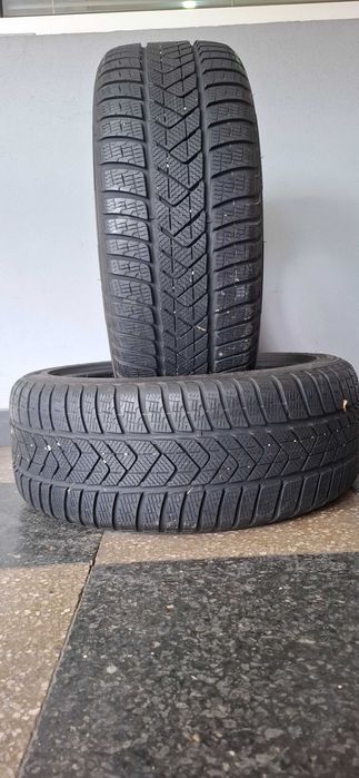 2бр. 225/45/17 Pirelli RFT 6.8mm грайфер, дот 21г. Безплатен монтаж