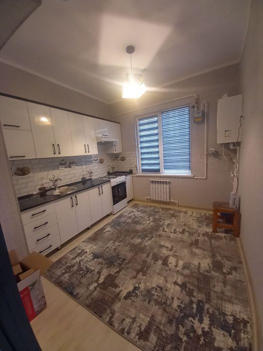 Уй сотилади 18 мкр 3 хона 2 хожатхоналик