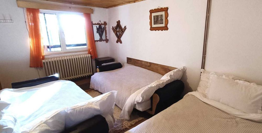Cabana de închiriat, la 10 minute de Buscat.