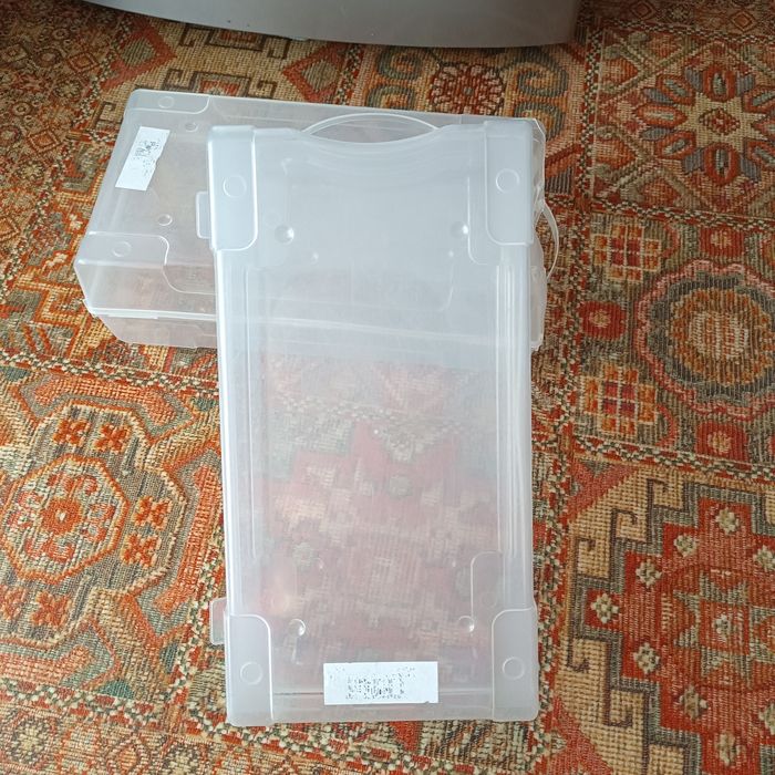 Футляр контейнер пластиковый