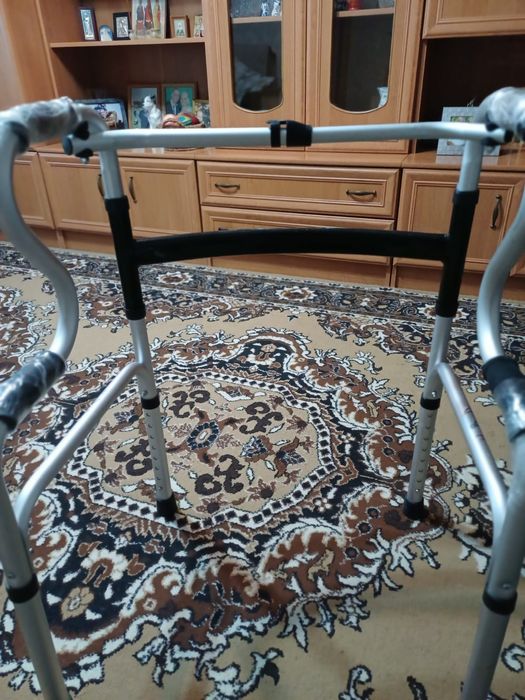 продам ходунки. новые.