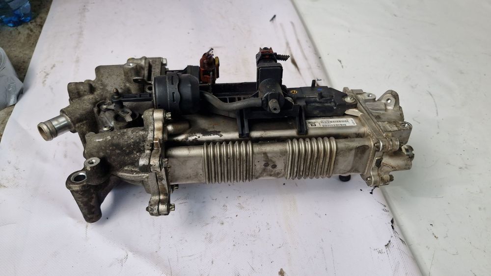 racitor gaze evacuare opel astra astra j 2011 v29007672 mm1136g