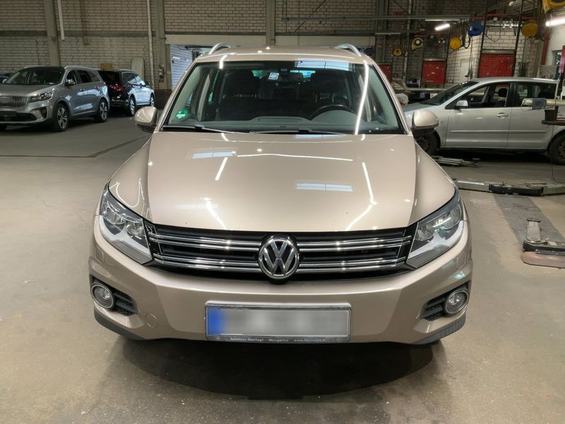 Volkswagen Tiguan 2.0 TDI Track & Style 4Motion 2011