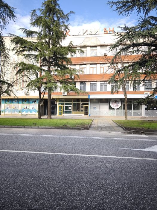 Дава се под наем Магазин в Димитровград - 32 кв.м за 259.08 € - Снимка #1