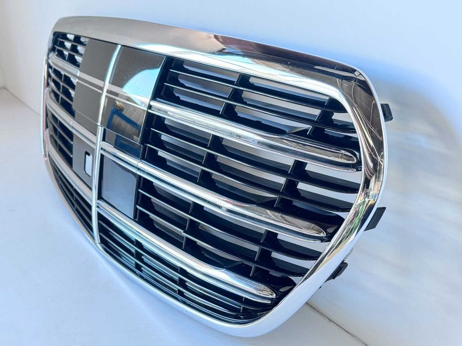 решетка радиаторна Mercedes W223 S klass 2020-2026 г. #1076V .