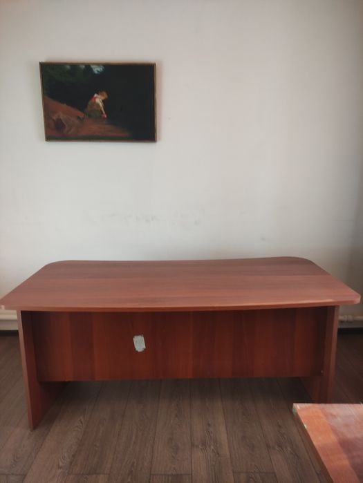 Стол письменный, рабочий, офисный