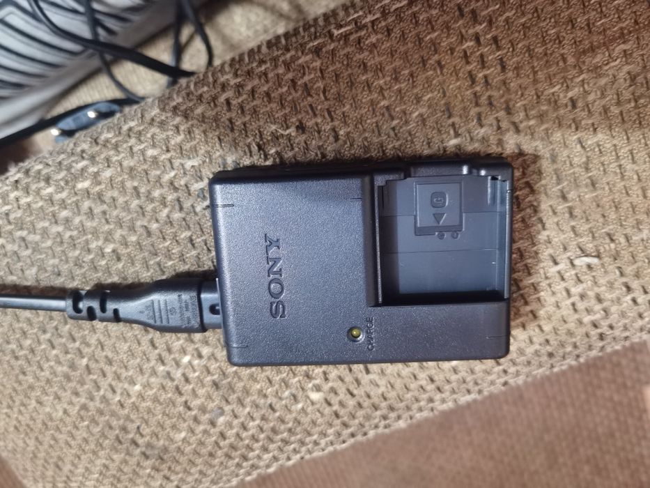 Aparat Sony cyber. Shot