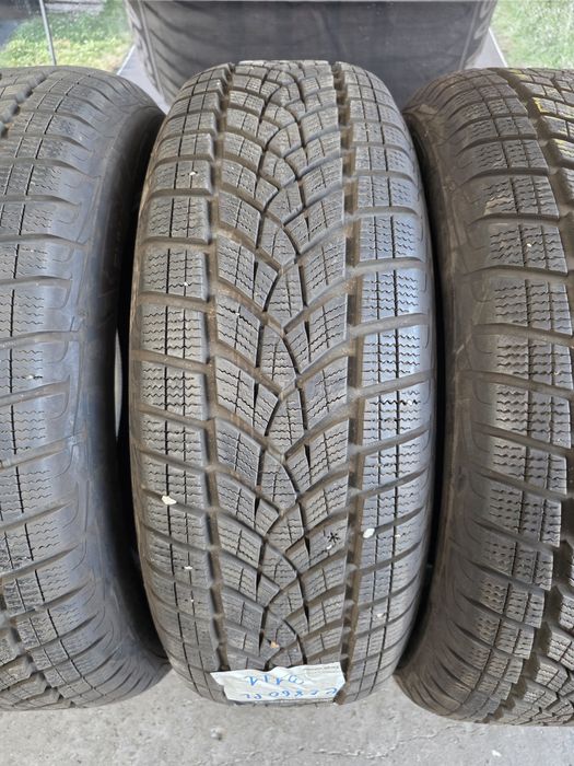 225/65/17 GOODYEAR 4бр