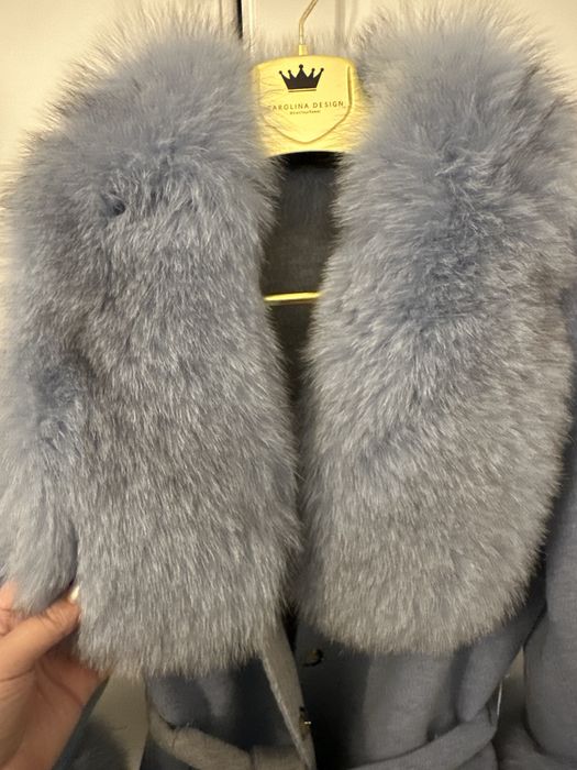 Palton deosebit din lana de alpaca cu guler de vulpe arctica