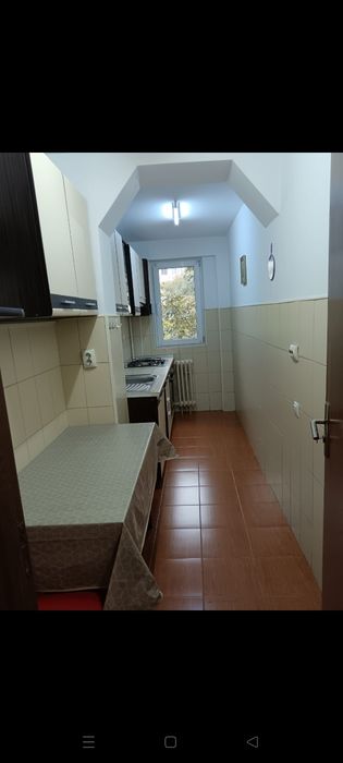 Închiriez apartament 2 camere