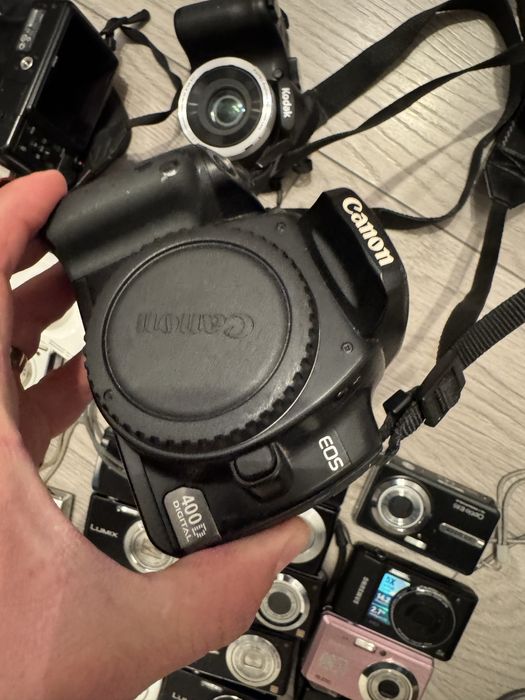 Aparate foto digitale si dslr